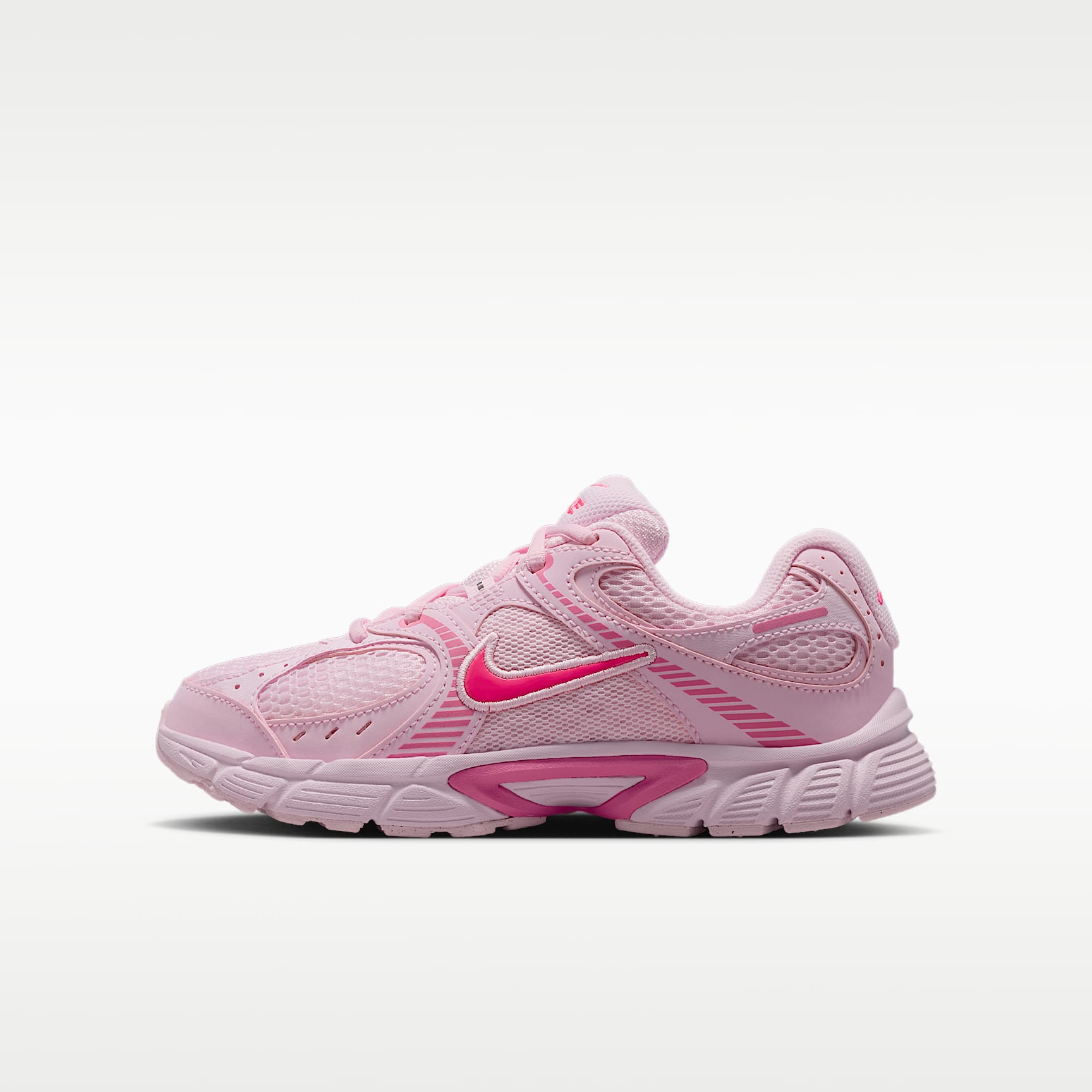 Nike V5 RNR Big Kids' Shoes. Nike.com